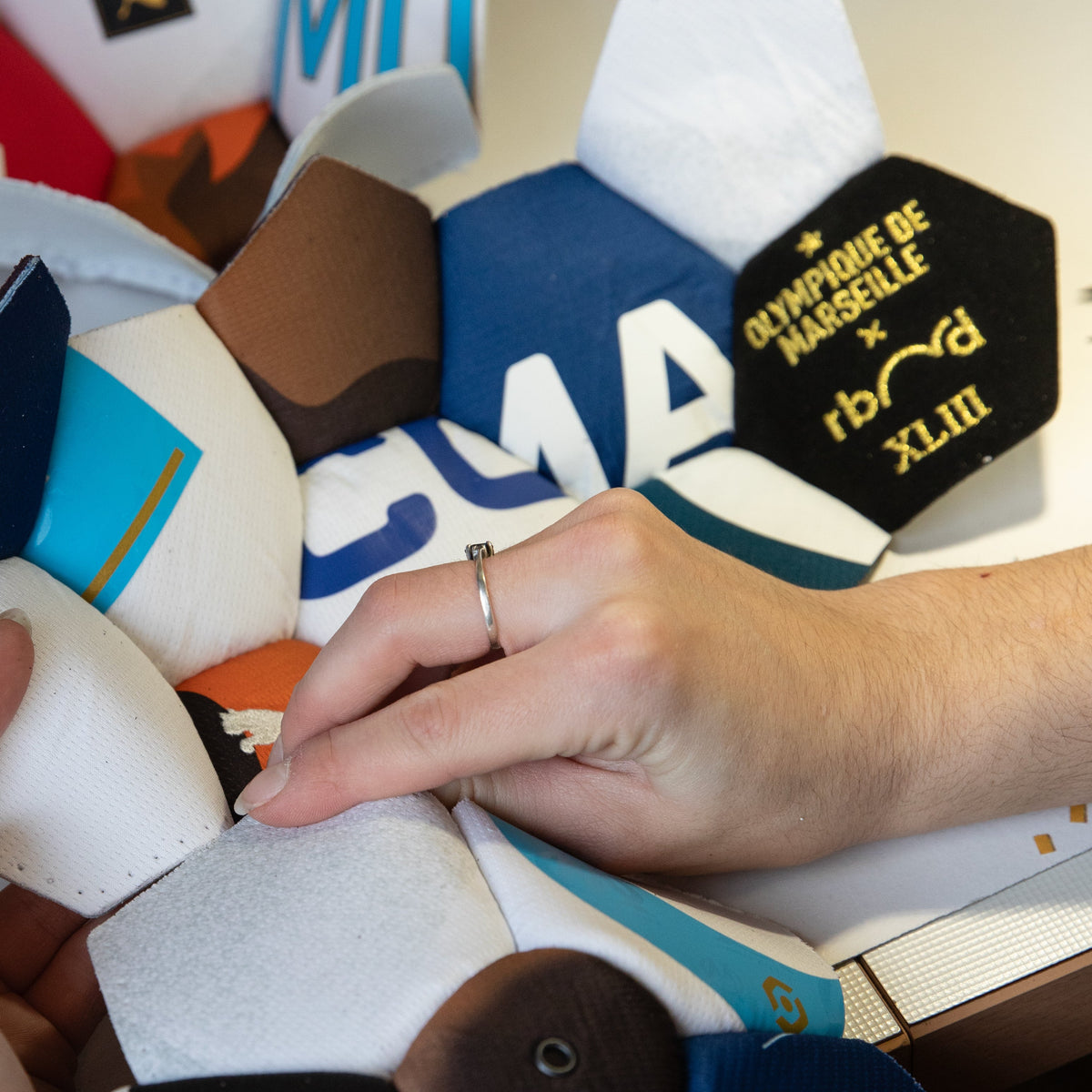 Olympique de Marseille x Rebond - Le ballon de football upcyclé